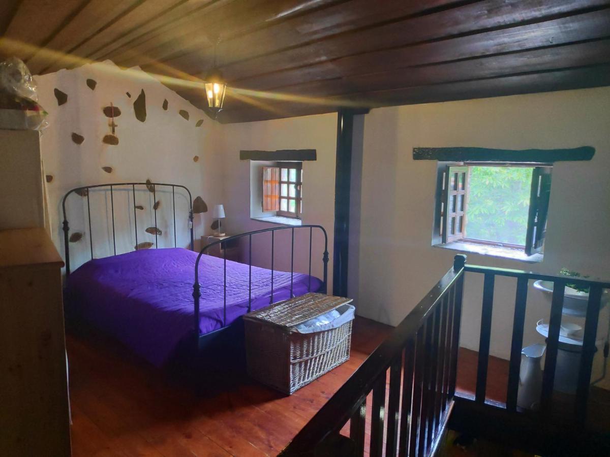 Casa Em Xisto Na Serra Da Lousa, Gondramaz Bagian luar foto
