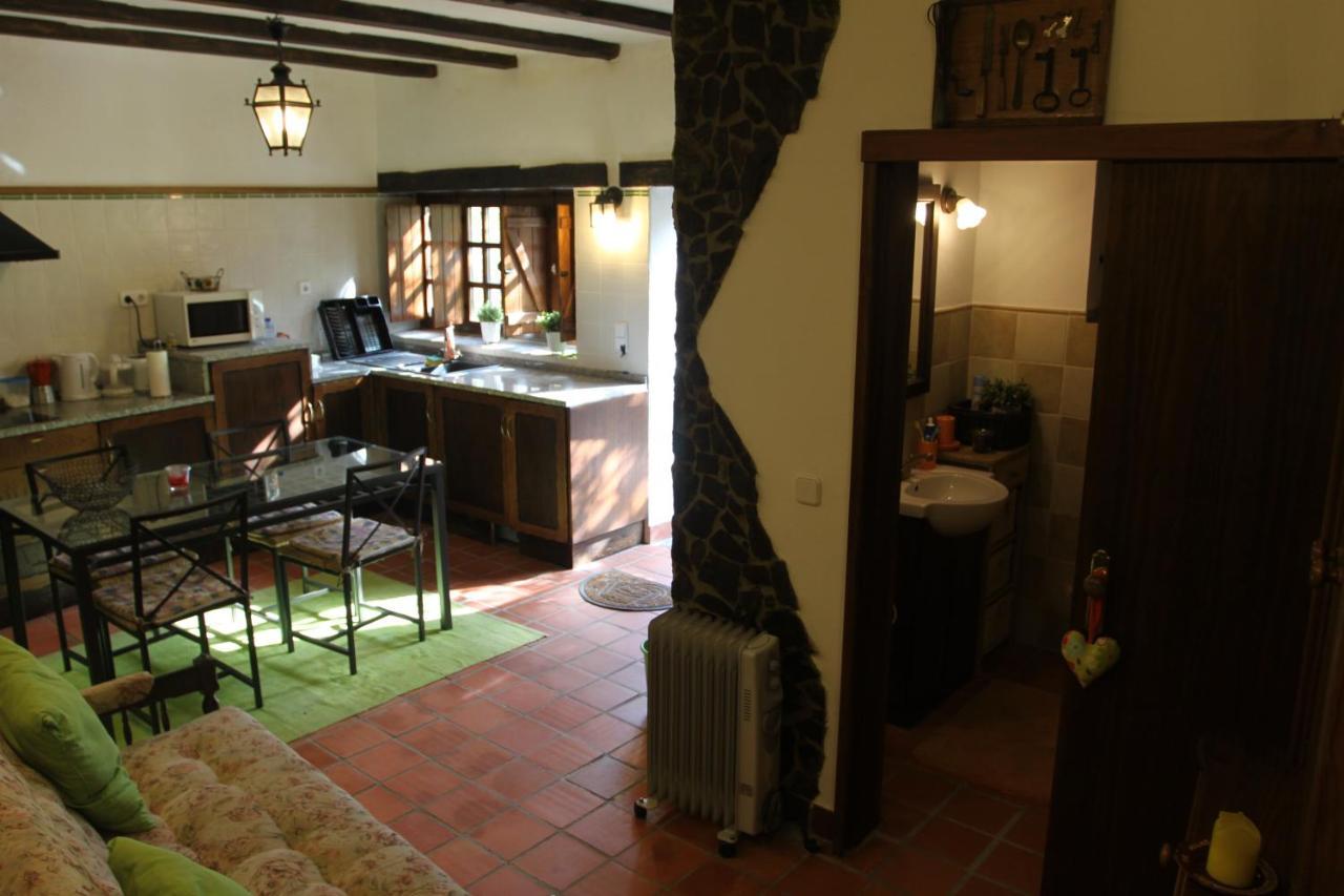 Casa Em Xisto Na Serra Da Lousa, Gondramaz Bagian luar foto