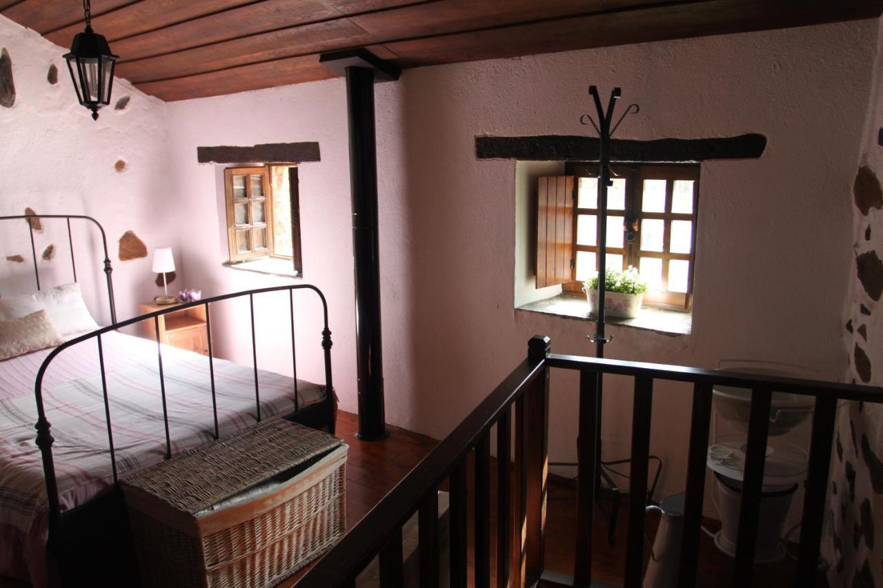 Casa Em Xisto Na Serra Da Lousa, Gondramaz Bagian luar foto